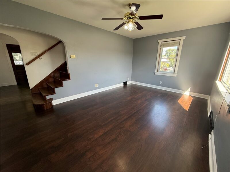 404 S 6th Ave — photo 6
