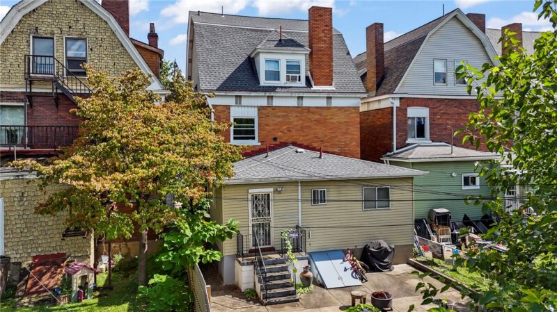 1129 N Saint Clair Street — photo 6