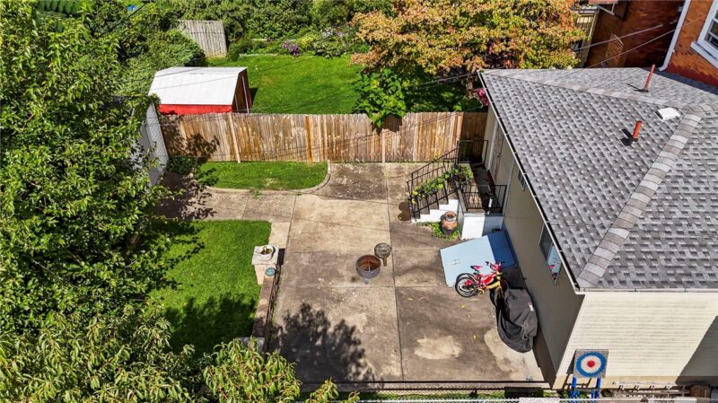 1129 N Saint Clair Street — photo 7