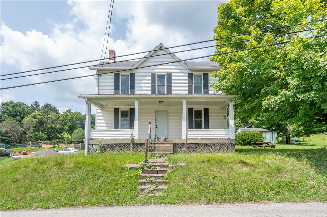 102 Amherst Ln — photo 1