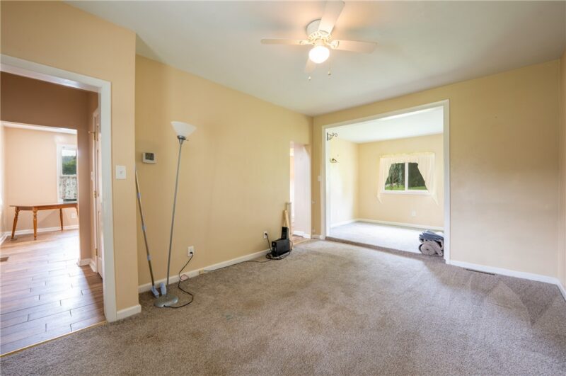 102 Amherst Ln — photo 5