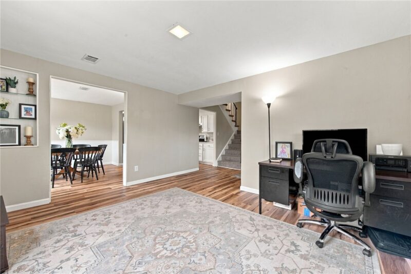 537 Fieldstone Dr. — photo 5