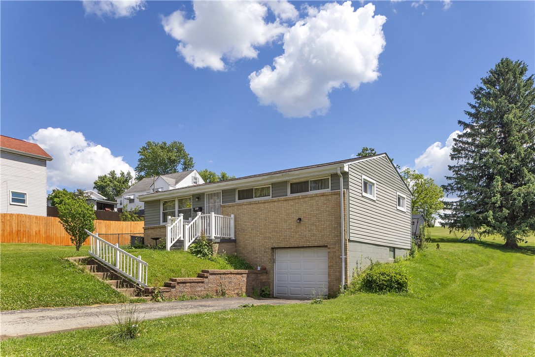 402 Highland Ave — photo 1