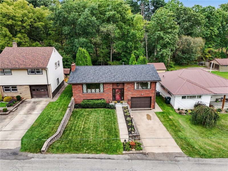 705 Smiley St — photo 4