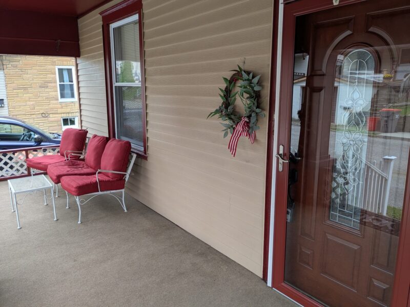 2710 Locust St — photo 2
