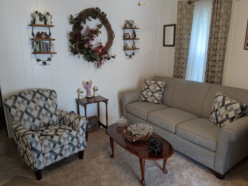 2710 Locust St — photo 4