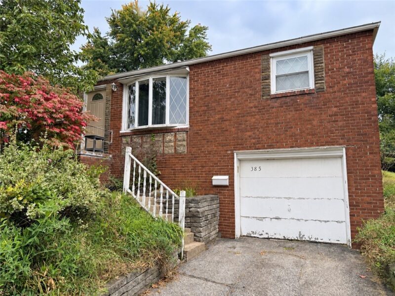 385 Bost Dr — photo 2
