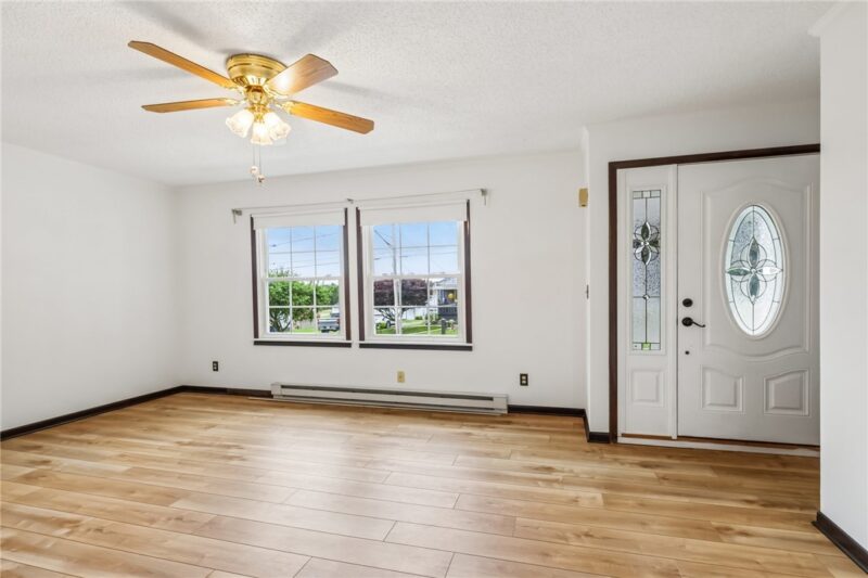 1112 Motor Street — photo 7