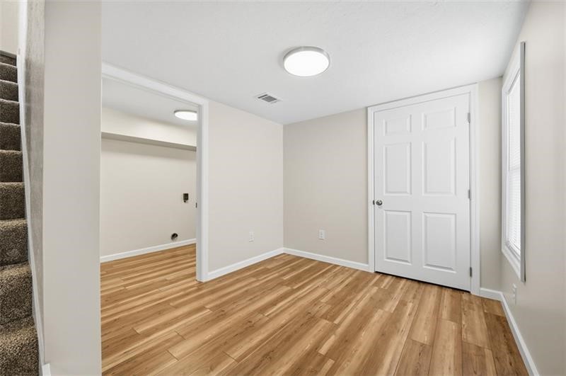 310 Madison Av. — photo 8