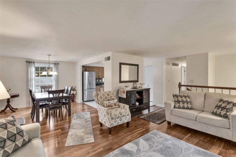 6 Greenview Dr — photo 6