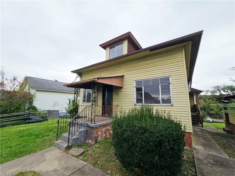 459 Routh St — photo 3