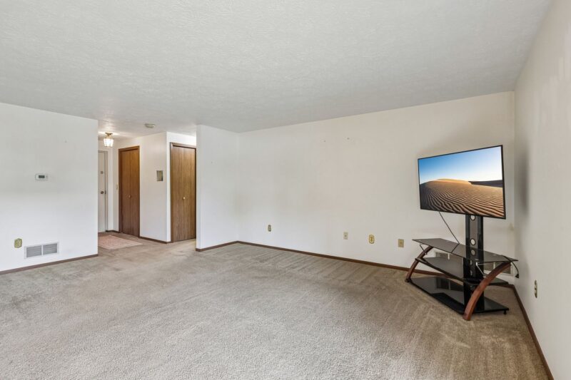 103 Woodstone 33 — photo 8