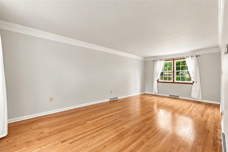 313 Montana Avenue — photo 6
