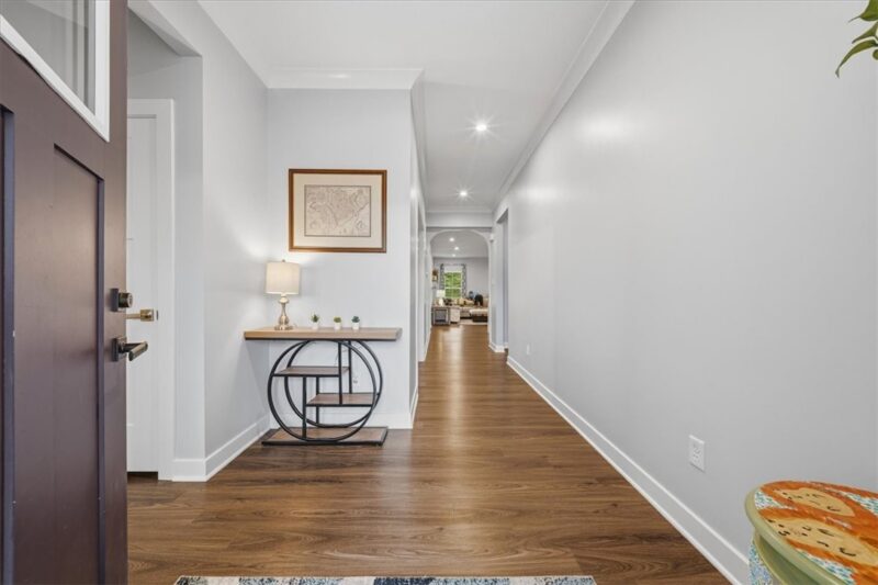 3015 Humbolt Pl — photo 2