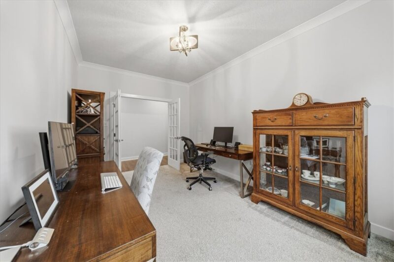 3015 Humbolt Pl — photo 6