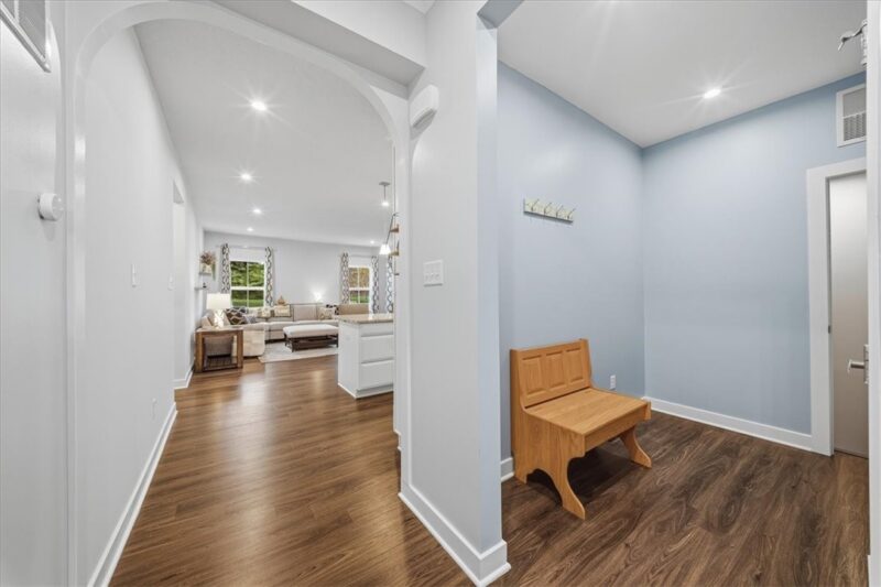3015 Humbolt Pl — photo 7