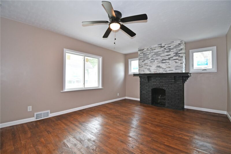 12 Belmont Ave — photo 8