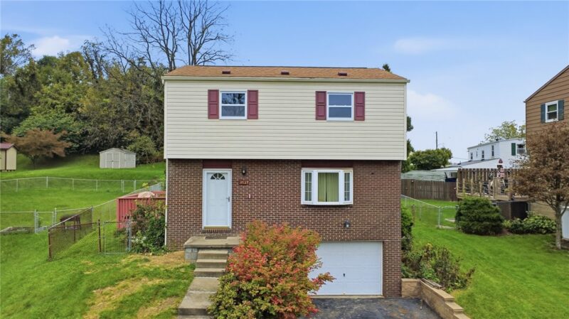 3137 Triphammer Rd — photo 2