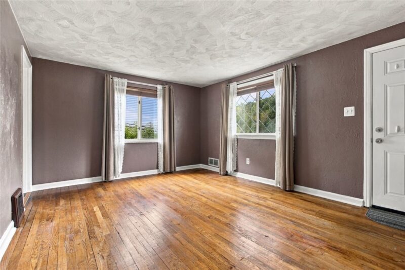 5141 Colewood Dr — photo 3