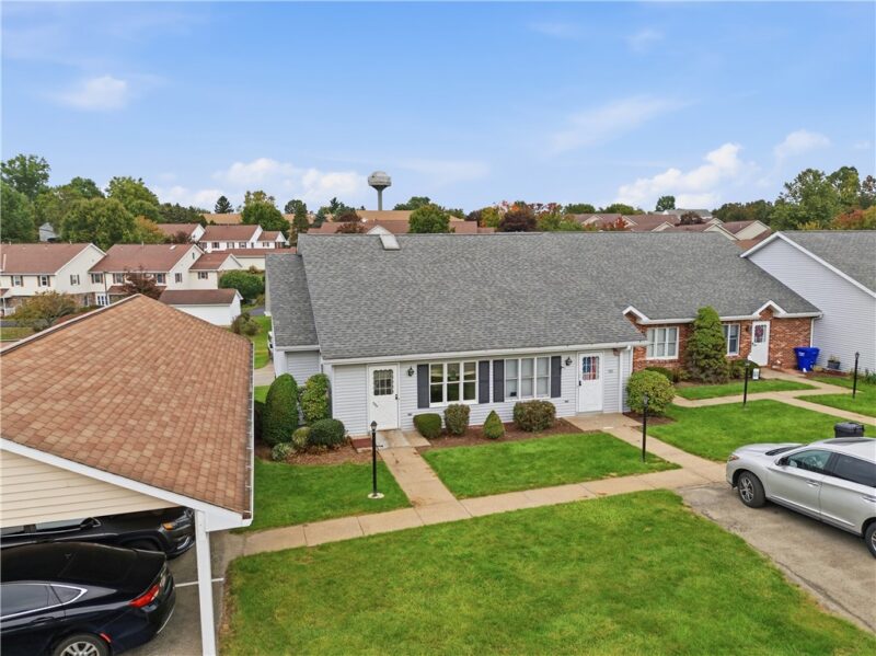 306 Evergreen Ct — photo 2