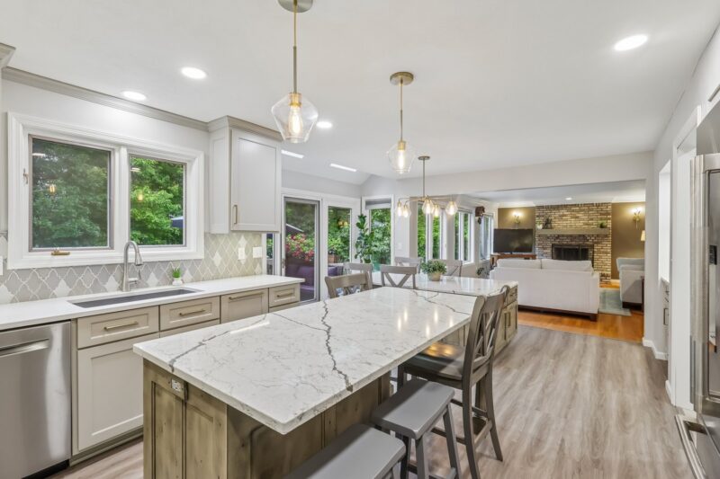 806 Oxford COURT — photo 8