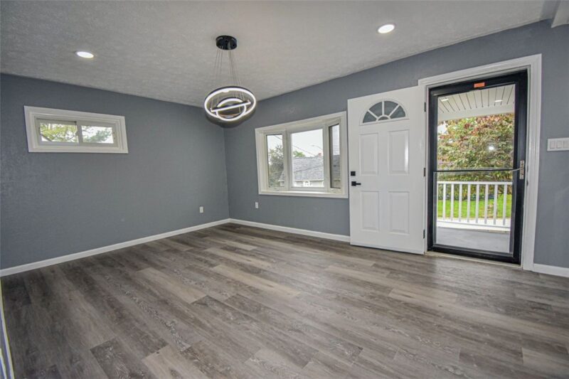 392 Whittier Dr — photo 5