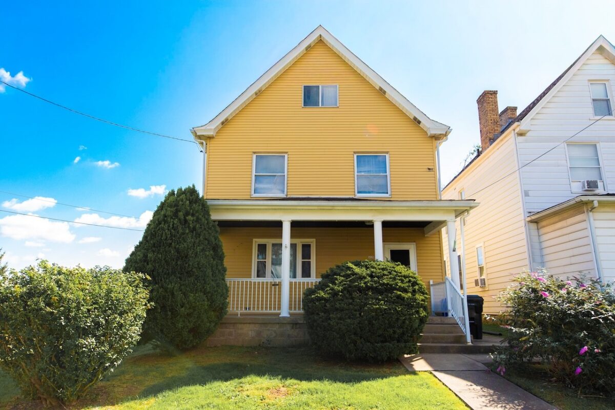 855 Jackson AVENUE — photo 1