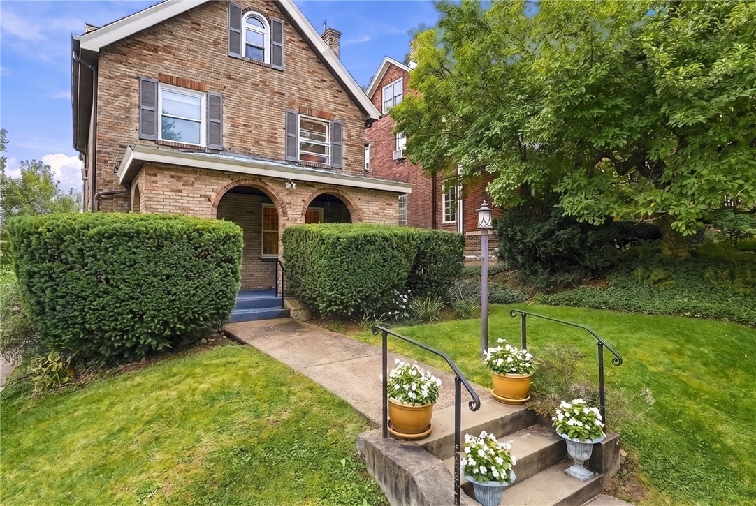 1209 Denniston Street — photo 1