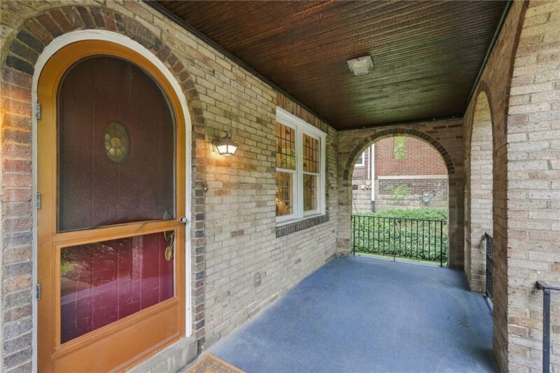 1209 Denniston Street — photo 2