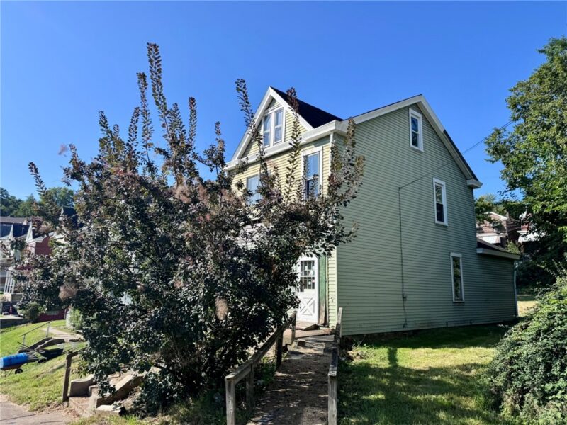 1616 Concordia St — photo 3