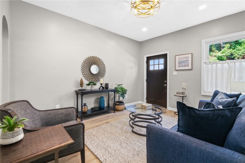 4410 Woolslayer Way — photo 6