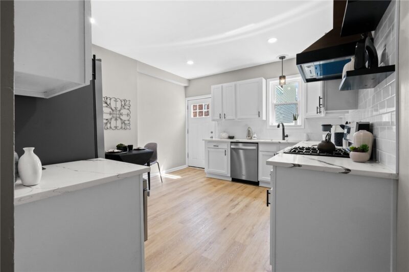 4410 Woolslayer Way — photo 7
