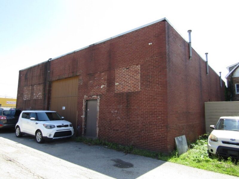 2725 Walnut St — photo 5