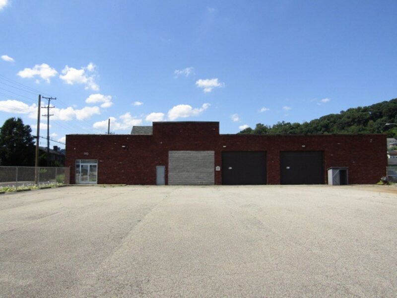 2725 Walnut St — photo 6