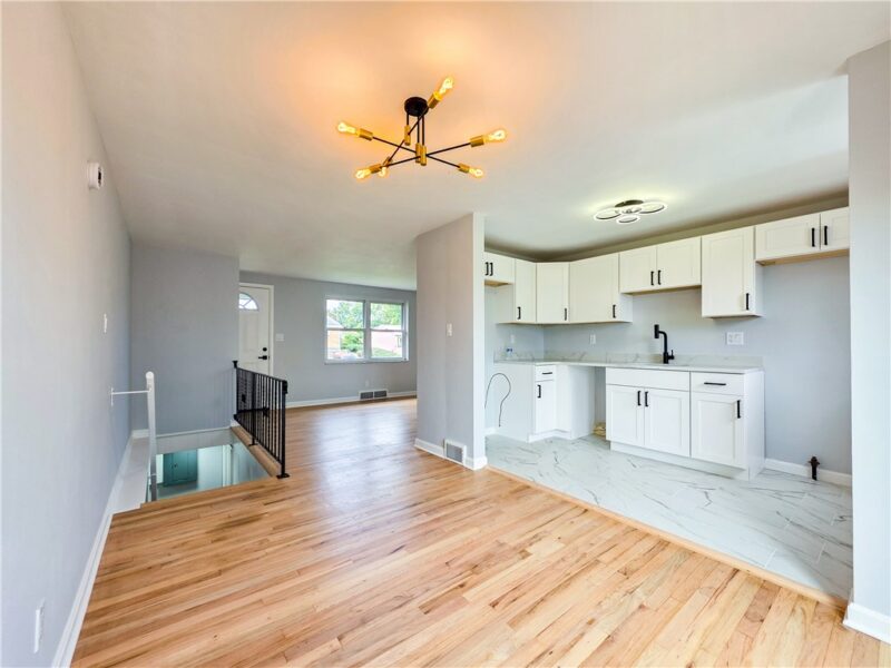 121 Vetter Dr — photo 8