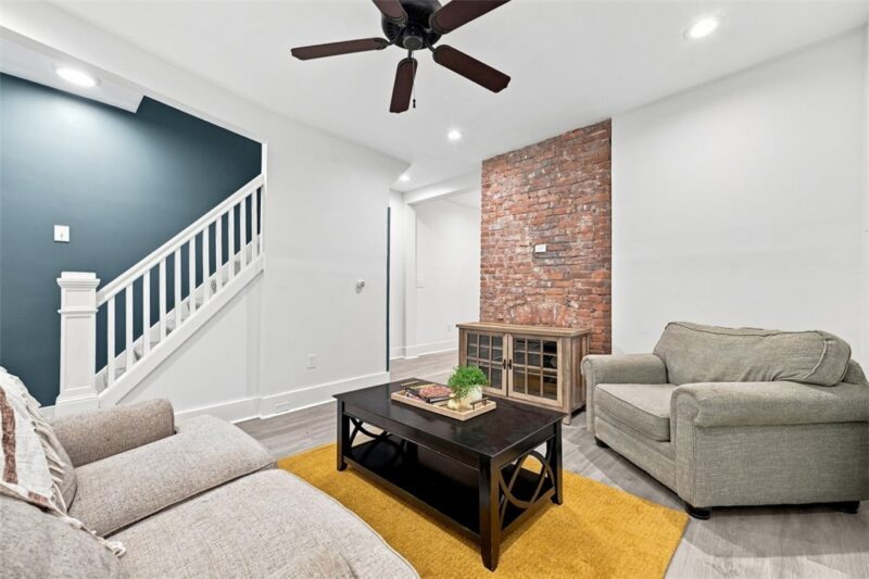 861 Railroad St — photo 7