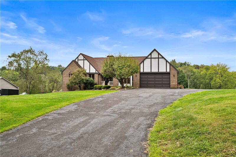 435 Weddell Dr — photo 2
