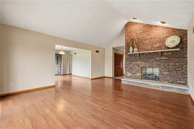 435 Weddell Dr — photo 7