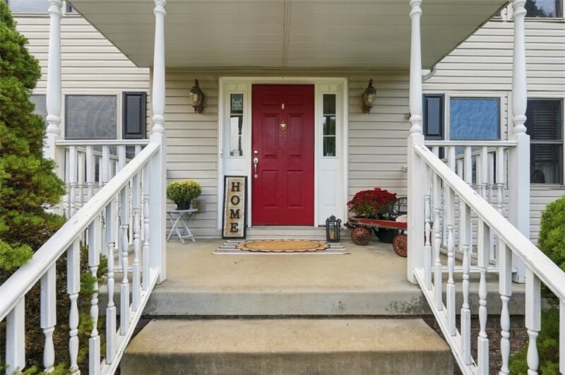1129 Seneca — photo 3