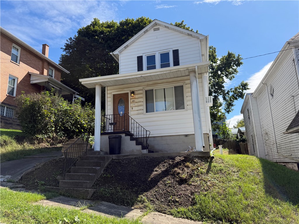 321 S 3rd St — photo 1