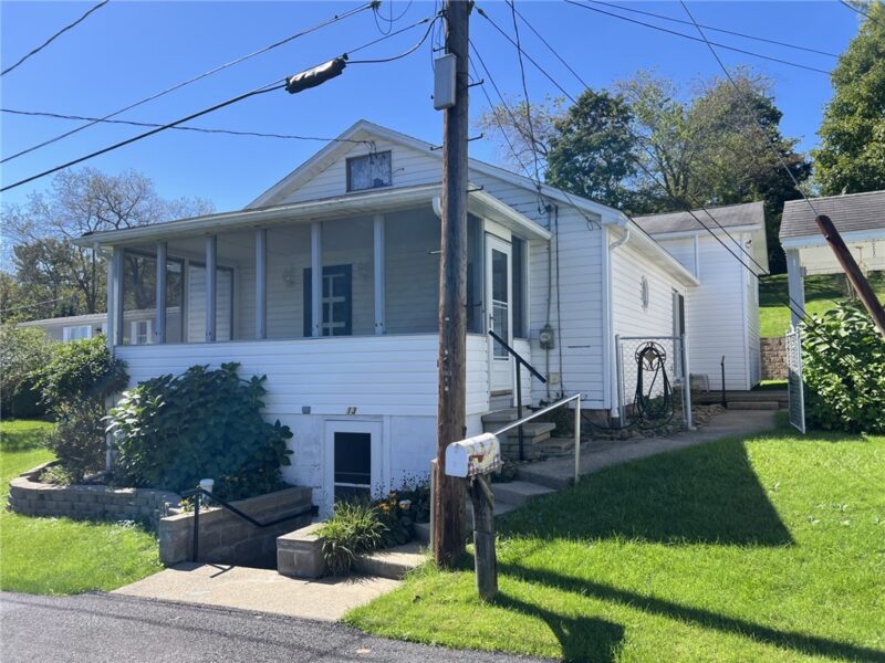 13 Dearth Ln — photo 2