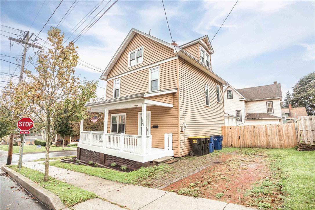 221 S Julian St — photo 1