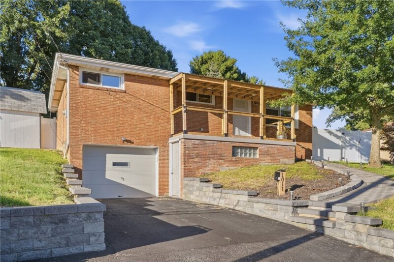1011 Marcia — photo 3