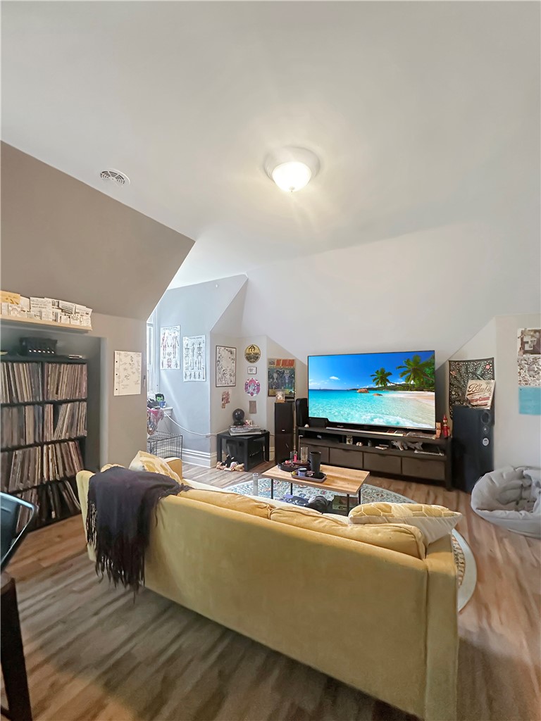 5712 Stanton Ave — photo 5