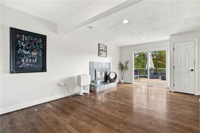 108 Emerald Ct — photo 8