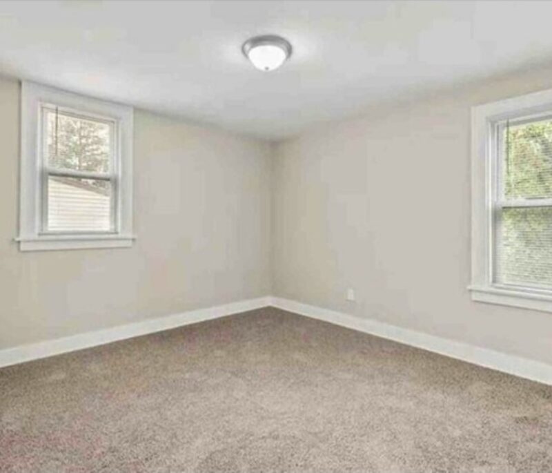 246 W Steuben St — photo 8