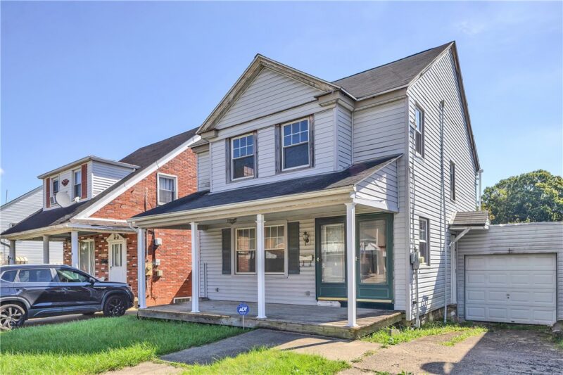 1705 Main St — photo 3