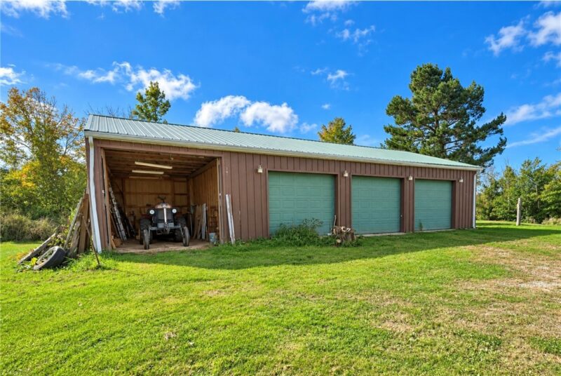 8923 Station Rd — photo 4