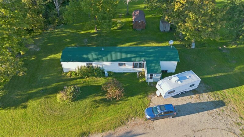 8923 Station Rd — photo 6