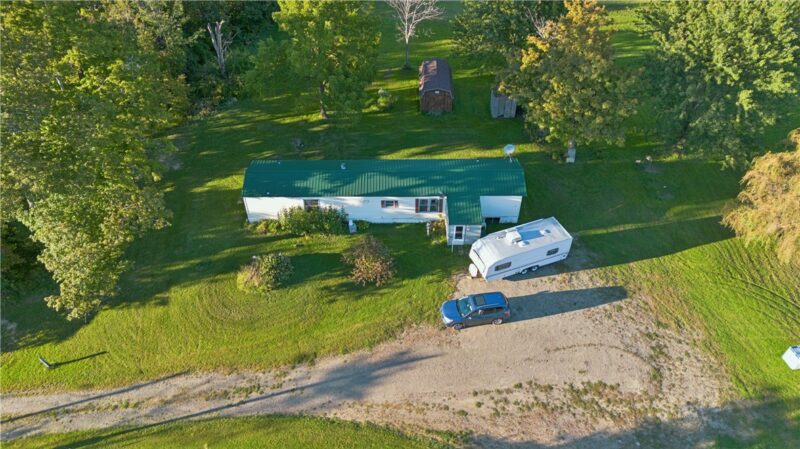 8923 Station Rd — photo 7
